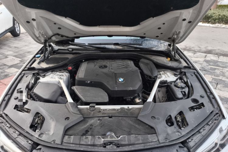 Used BMW 5 Series 2022 Second Facelift 525Li M Sport Package Engine Bay