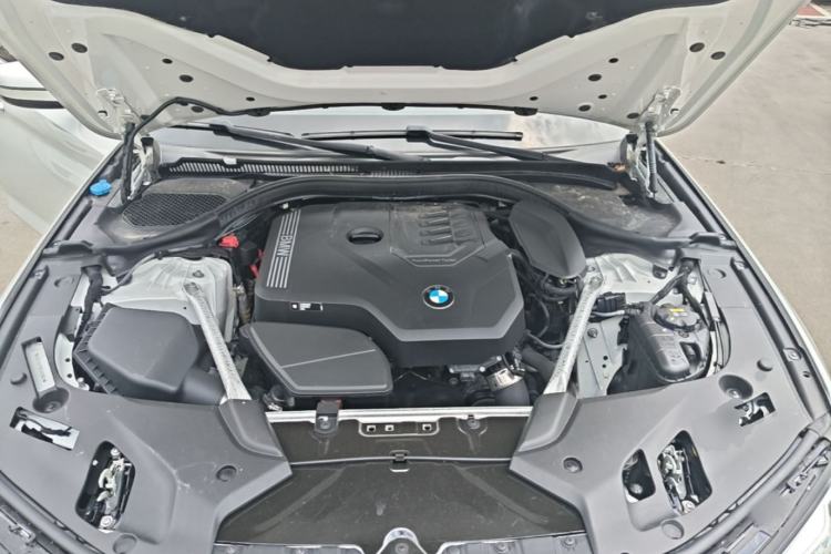 Used BMW 5 Series 2022 Restyled 525Li Luxury Package Engine Bay