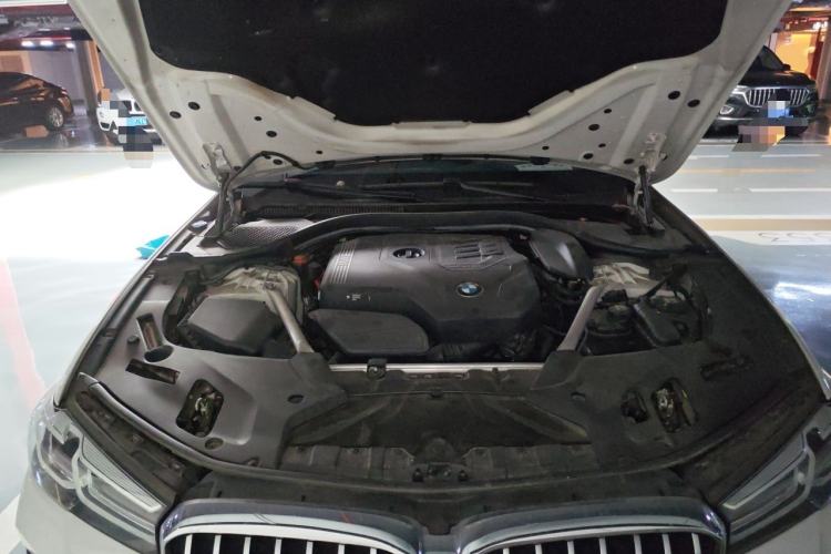 Used BMW 5 Series 2022 Second Facelift 530Li Leading Edition M Sport Package Engine Bay