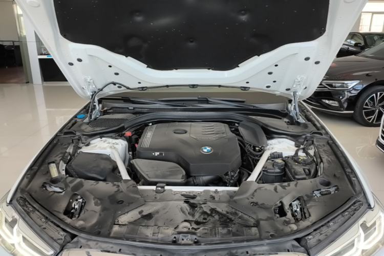 Used BMW 5 Series 2022 Restyled 530Li Leading Edition M Sport Package Engine Bay