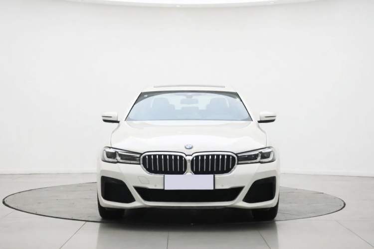 Used BMW 5 Series 2022 Restyled 525Li M Sport Package Exterior 1