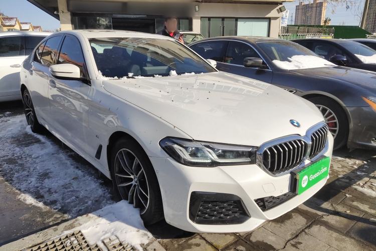 Used BMW 5 Series 2022 Second Facelift 525i M Sport Package Exterior 1