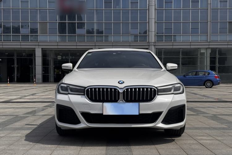 Used BMW 5 Series 2022 Restyled 525Li M Sport Package Exterior 1