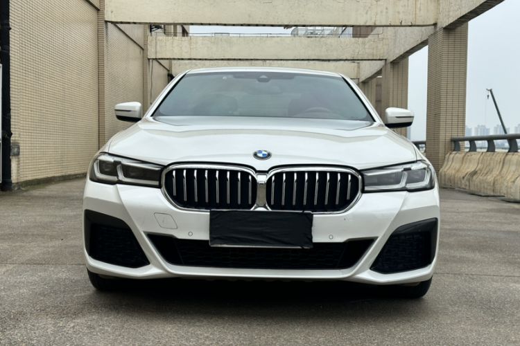 Used BMW 5 Series 2022 Restyled 530Li Leading Edition M Sport Package Exterior 1
