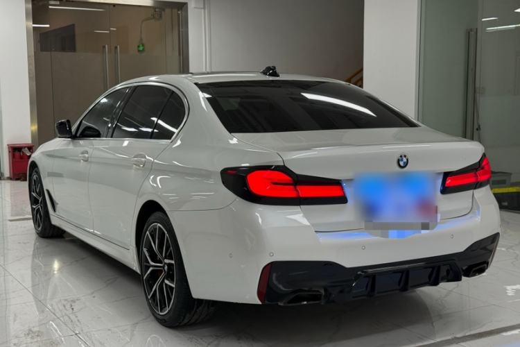 Used BMW 5 Series 2022 Second Facelift 530Li Luxury Version M Sport Package Exterior 1