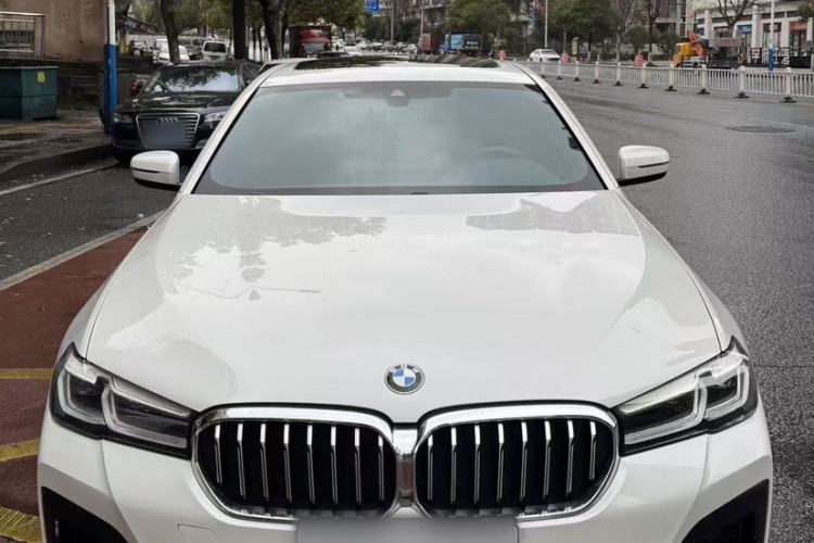 Used BMW 5 Series 2022 Second Facelift 525Li M Sport Package Exterior 1