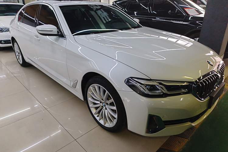 Used BMW 5 Series 2022 Second Facelift 530Li Luxury Edition Premium Package Exterior 1