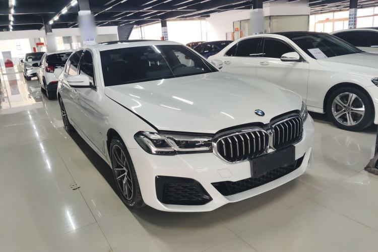 Used BMW 5 Series 2022 Restyled 525Li M Sport Package Exterior 1