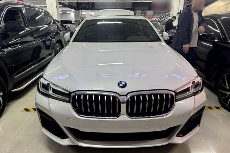Used BMW 5 Series 2022 Second Facelift 530Li Leading Edition M Sport Package Exterior 1