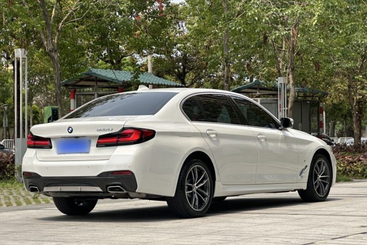 Used BMW 5 Series 2022 Restyled 525Li M Sport Package Exterior 1