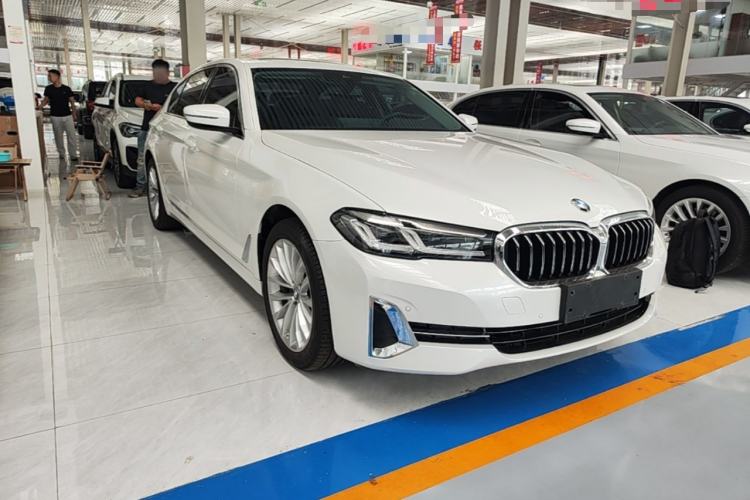 Used BMW 5 Series 2022 Restyled 525Li Luxury Package Exterior 1