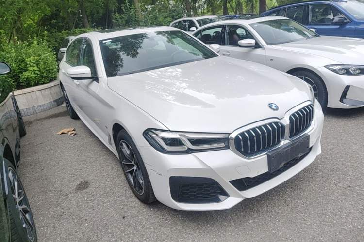 Used BMW 5 Series 2022 Second Facelift 525Li M Sport Package Exterior 1