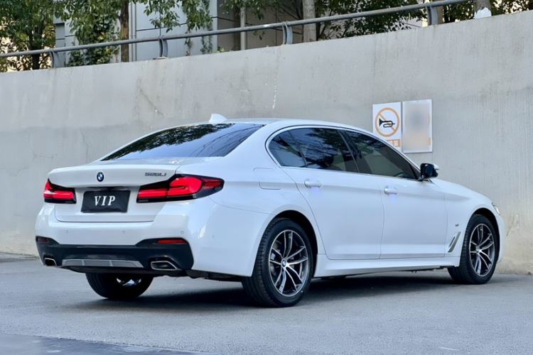 Used BMW 5 Series 2022 Second Facelift 525Li M Sport Package Exterior 1