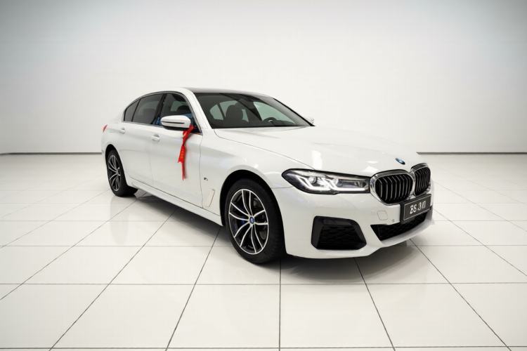 Used BMW 5 Series 2022 Restyled 525Li M Sport Package Exterior 1