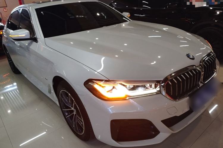 Used BMW 5 Series 2022 Second Facelift 525Li M Sport Package Exterior 1