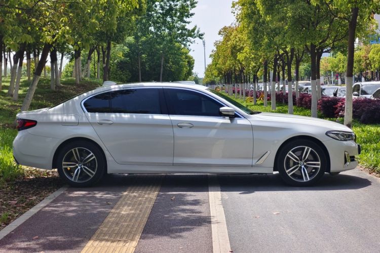 Used BMW 5 Series 2022 Second Facelift 530Li Leading Edition M Sport Package Exterior 2