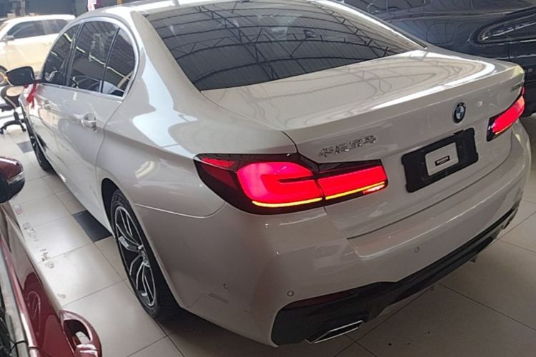 Used BMW 5 Series 2022 Second Facelift 525Li M Sport Package Exterior 2