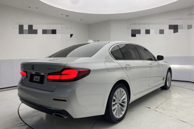 Used BMW 5 Series 2022 Second Facelift 525Li Luxury Package Exterior 2