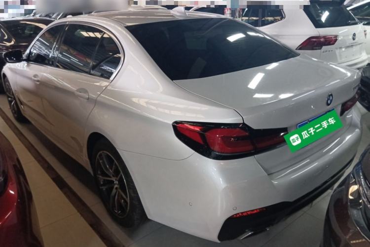 Used BMW 5 Series 2022 525Li M Sport Package Exterior 2