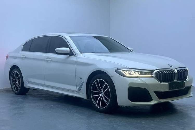Used BMW 5 Series 2022 Restyled 525Li M Sport Package Exterior 2