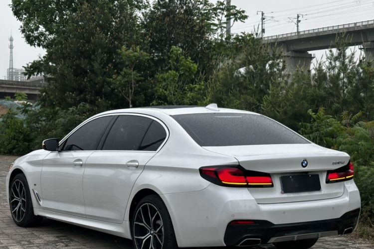 Used BMW 5 Series 2022 Restyled 530Li Leading Edition M Sport Package Exterior 2