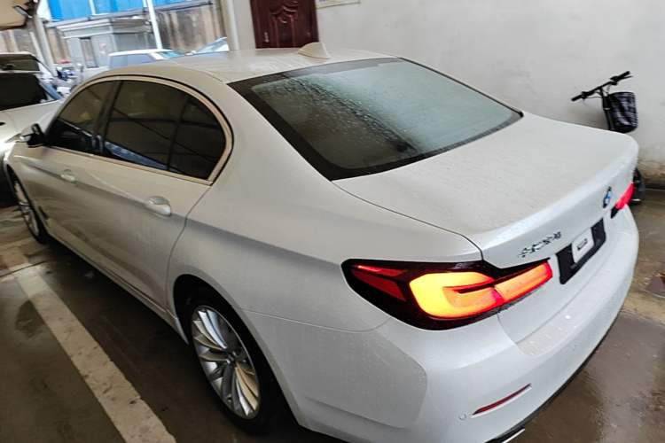 Used BMW 5 Series 2022 Restyled 525Li Luxury Package Exterior 2