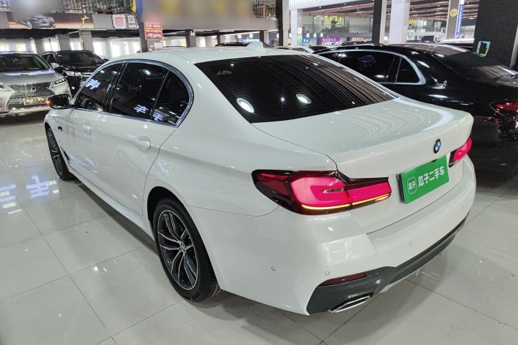 Used BMW 5 Series 2022 Second Facelift 525Li M Sport Package Exterior 2