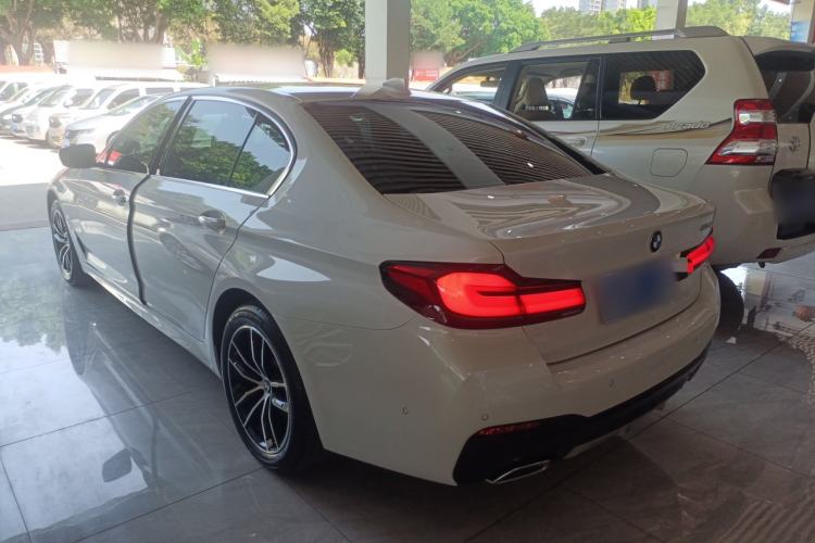 Used BMW 5 Series 2022 Second Facelift 525Li M Sport Package Exterior 2