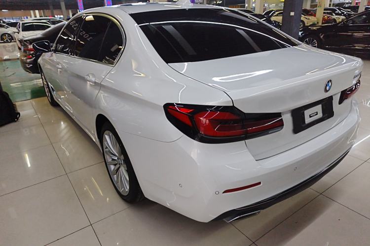 Used BMW 5 Series 2022 Second Facelift 530Li Luxury Edition Premium Package Exterior 2