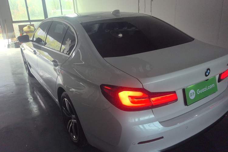 Used BMW 5 Series 2022 Second Facelift 530Li Leading Edition Luxury Package Exterior 2