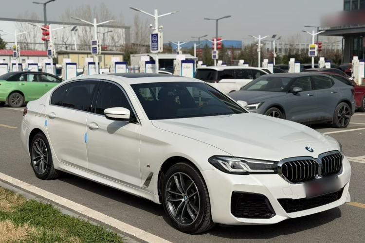 Used BMW 5 Series 2022 Restyled 525Li M Sport Package Exterior 2