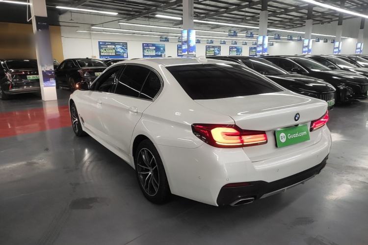 Used BMW 5 Series 2022 Restyled 525Li M Sport Package Exterior 2