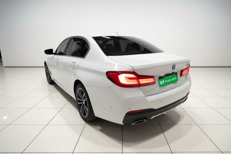 Used BMW 5 Series 2022 Second Facelift 525Li M Sport Package Exterior 2
