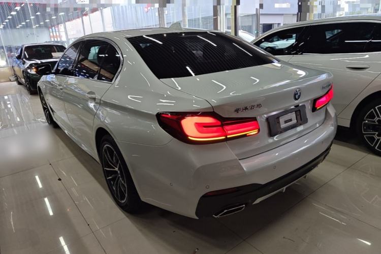 Used BMW 5 Series 2022 Second Facelift 525Li M Sport Package Exterior 2
