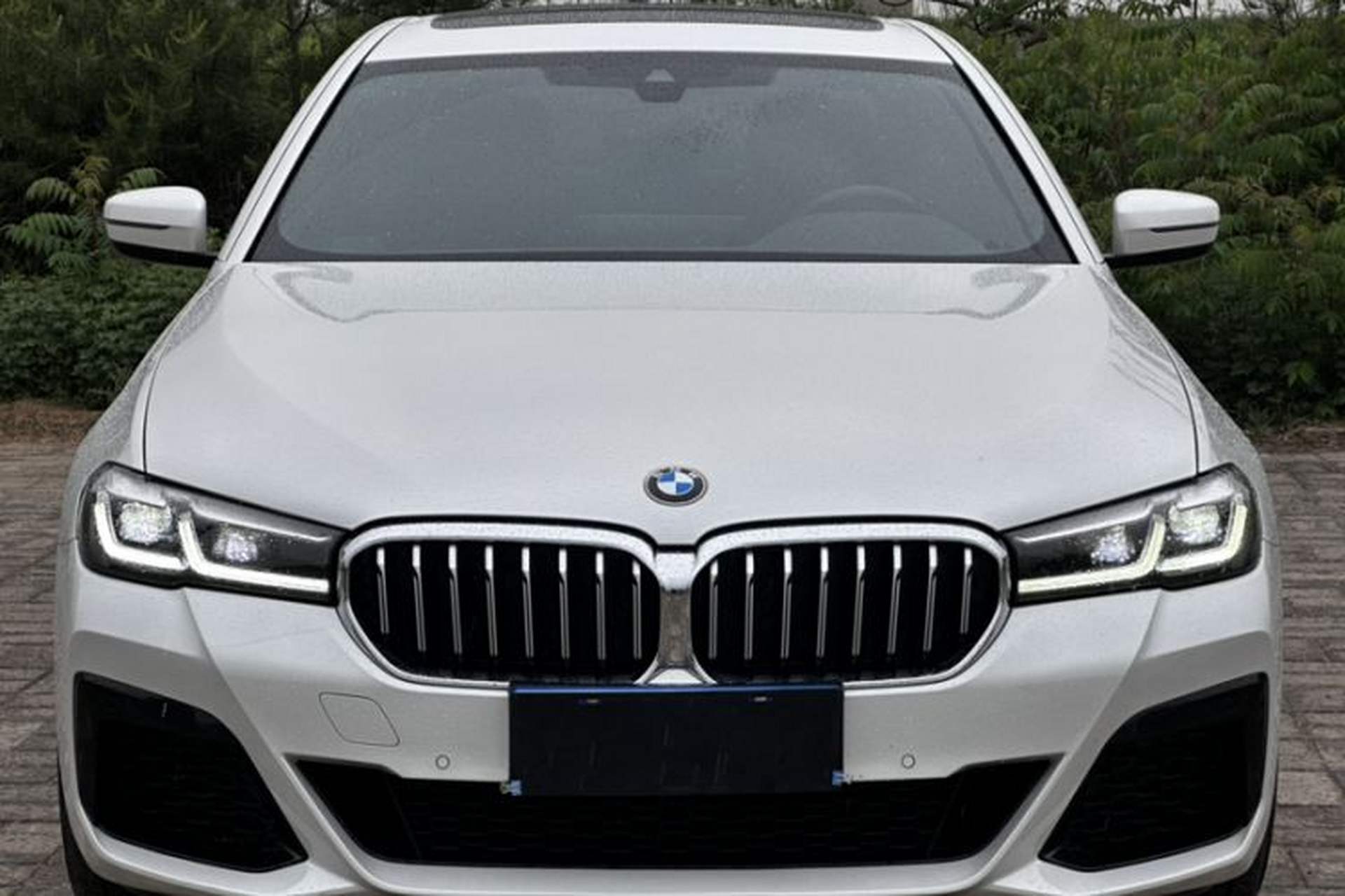 Used BMW 5 Series 2022 Restyled 530Li Leading Edition M Sport Package Exterior 3