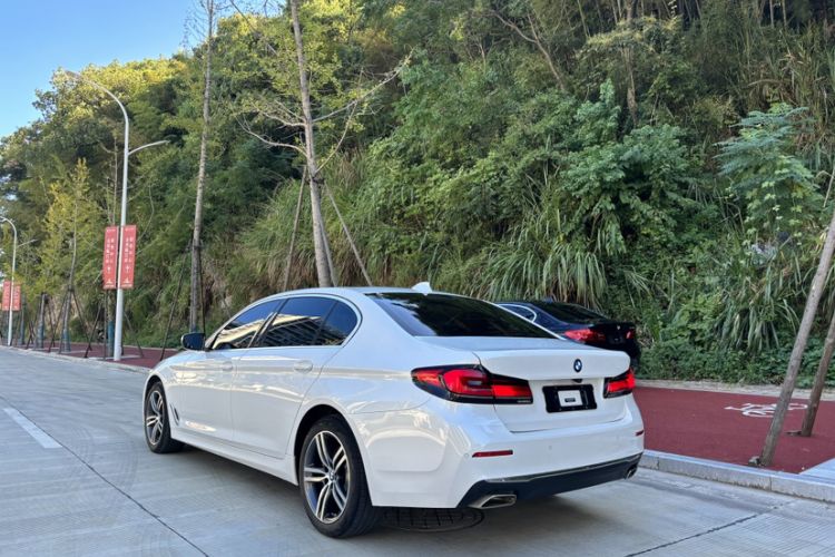 Used BMW 5 Series 2022 Updated 530Li Leading Edition Luxury Package Exterior 3