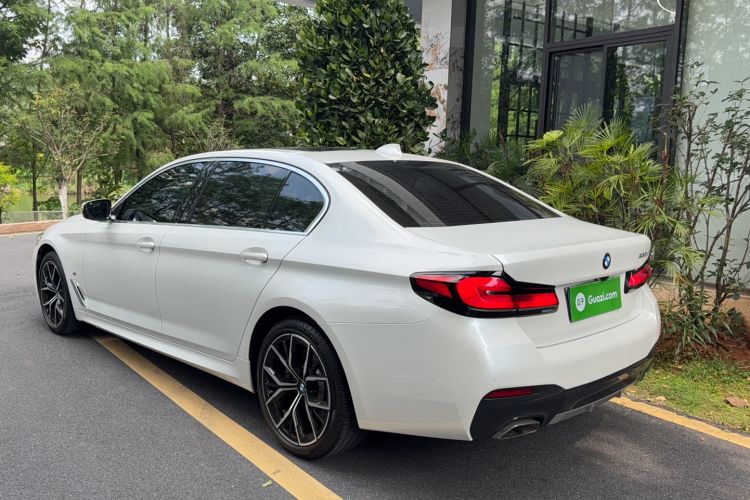 Used BMW 5 Series 2022 Second Facelift 530Li Luxury Version M Sport Package Exterior 4