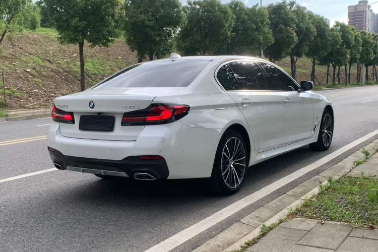 Used BMW 5 Series 2022 Second Facelift 530Li Leading Edition M Sport Package Exterior 4