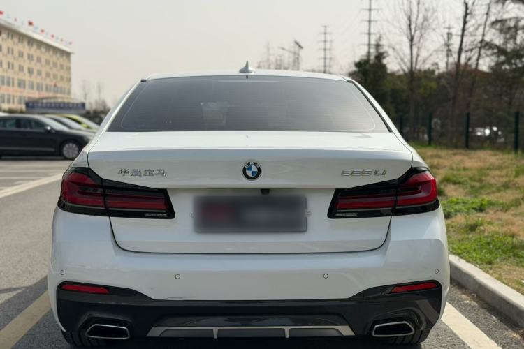Used BMW 5 Series 2022 Restyled 525Li M Sport Package Exterior 4