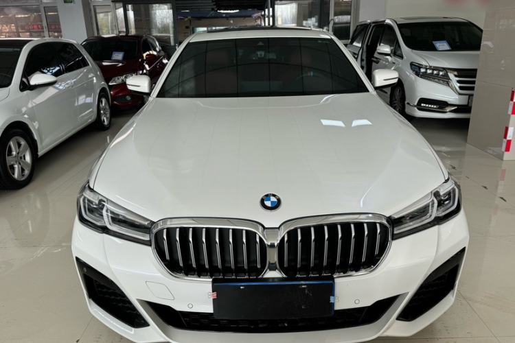 Used BMW 5 Series 2022 Second Facelift 525Li M Sport Package Exterior 5