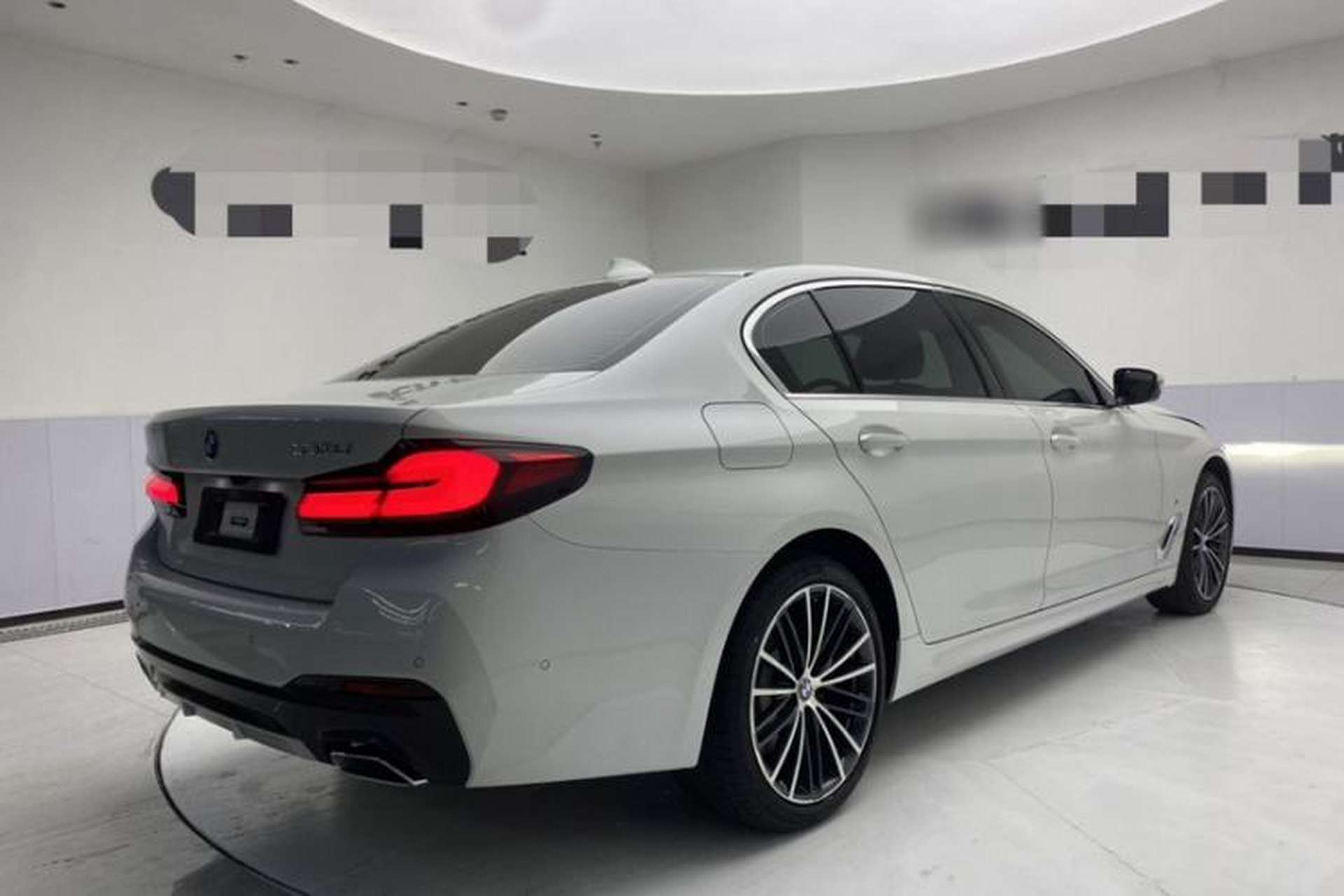 Used BMW 5 Series 2022 Restyled 530Li Leading Edition M Sport Package Exterior 5
