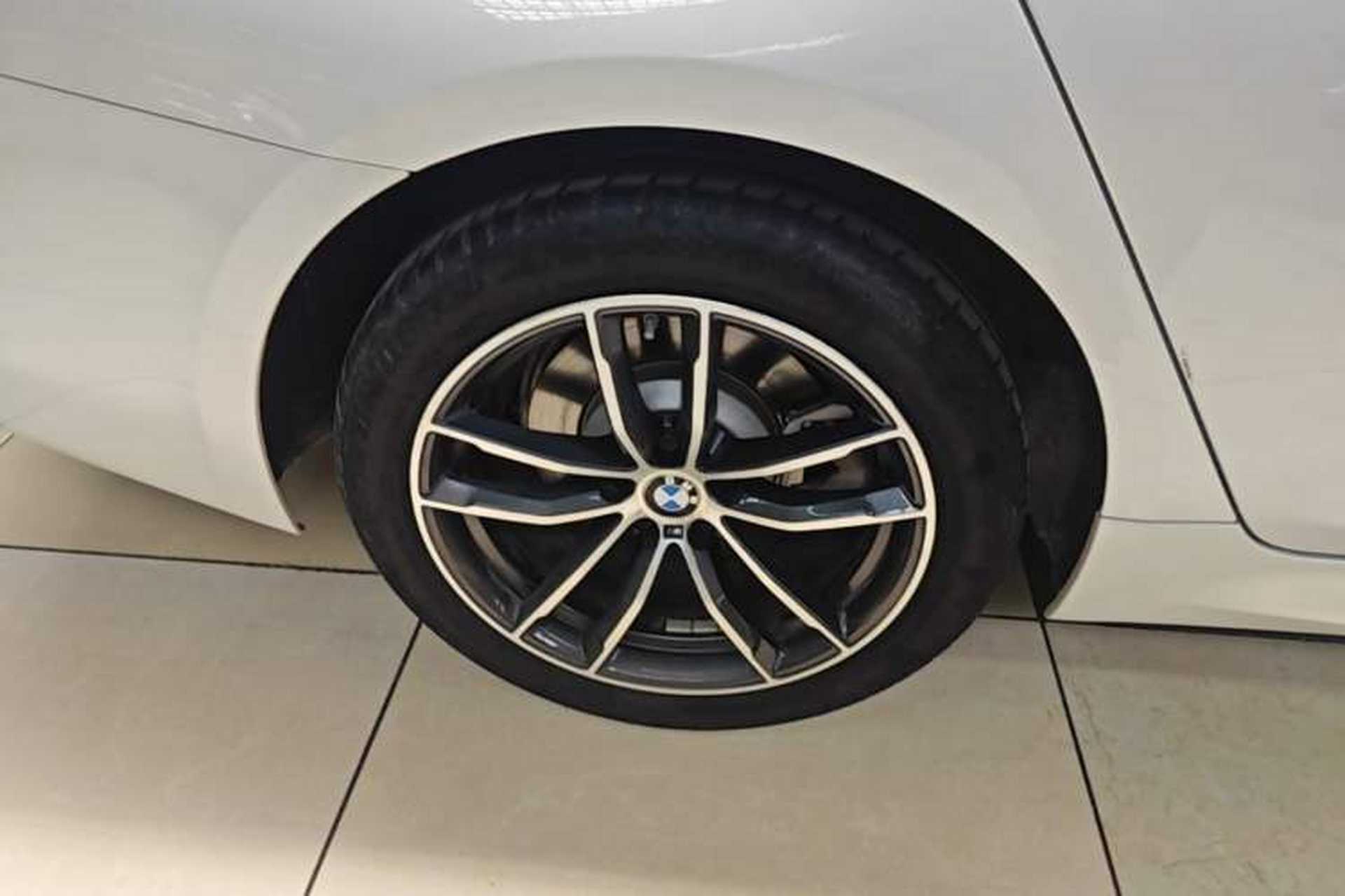 Used BMW 5 Series 2022 Restyled 525Li M Sport Package Exterior 5