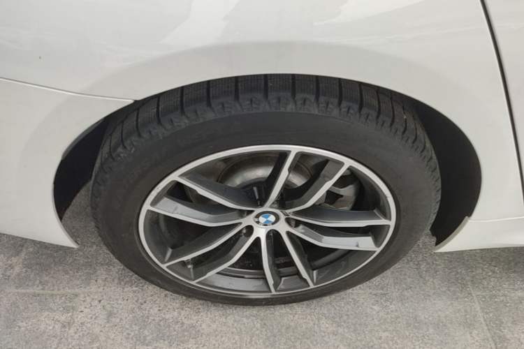 Used BMW 5 Series 2022 Second Facelift 525i M Sport Package Exterior 5