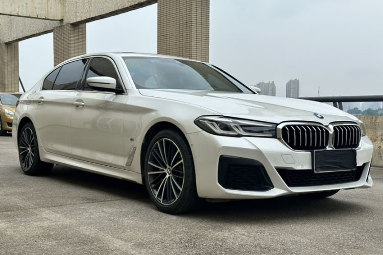 Used BMW 5 Series 2022 Restyled 530Li Leading Edition M Sport Package Exterior 5
