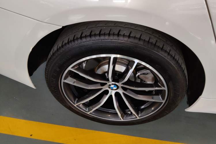 Used BMW 5 Series 2022 525Li M Sport Package Exterior 5