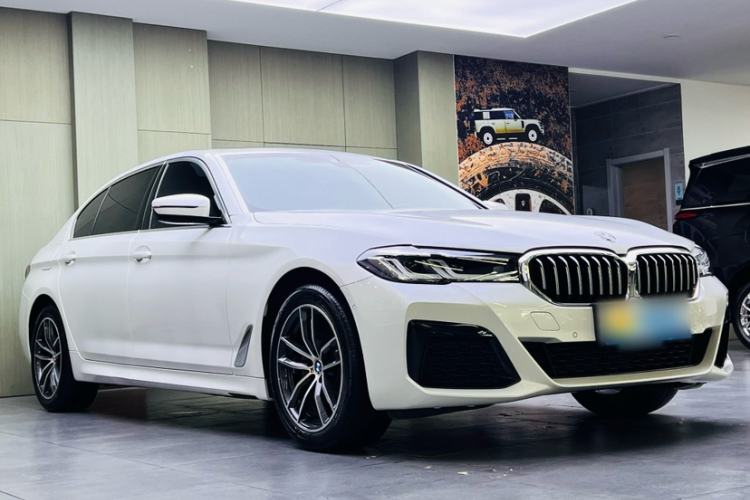 Used BMW 5 Series 2022 Restyled 525Li M Sport Package Exterior 5