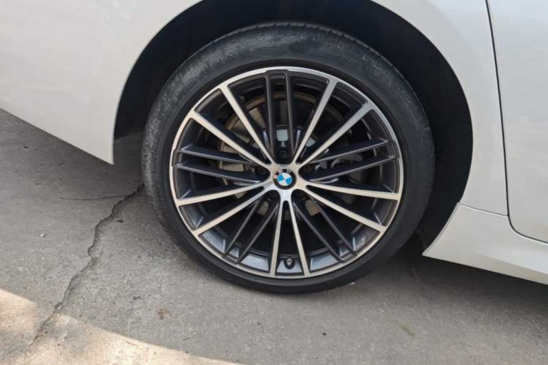 Used BMW 5 Series 2022 Second Facelift 530Li Leading Edition M Sport Package Exterior 5