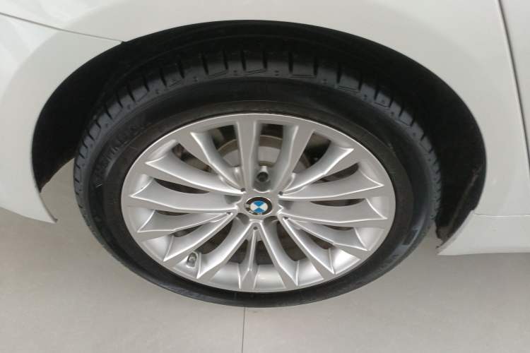 Used BMW 5 Series 2022 Restyled 525Li Luxury Package Exterior 5