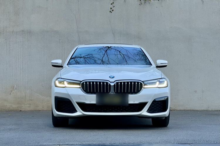 Used BMW 5 Series 2022 Second Facelift 525Li M Sport Package Exterior 5