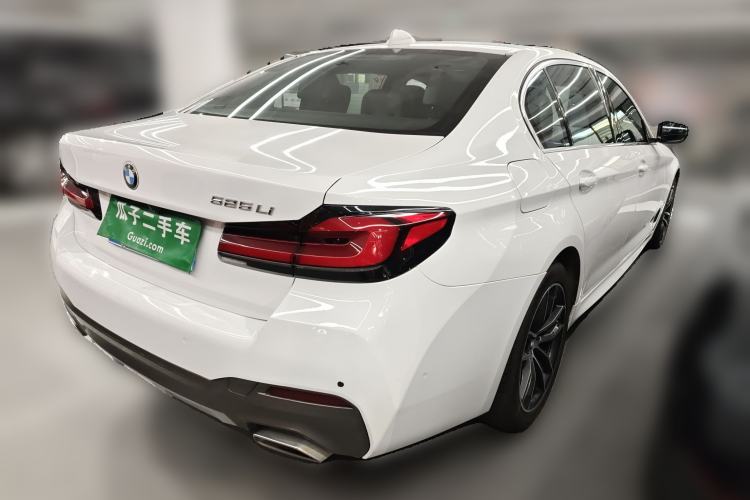 Used BMW 5 Series 2022 Restyled 525Li M Sport Package Exterior 5